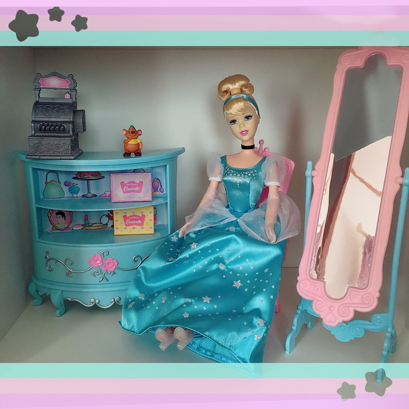 セーラームーン ピンバッジ Qposket ディズニープリンセス