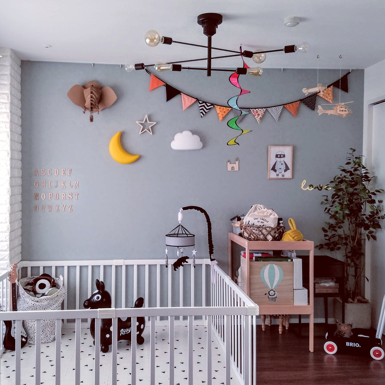 部屋全体/子供部屋&キッズスペース/フライングタイガー/ソストレーネグレーネ/ベビーサークル...などのインテリア実例 202002