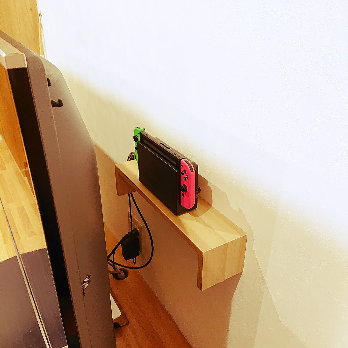 ウォールシェルフ ゲーム機収納のアイデア・おすすめ商品・おしゃれな実例 ｜ RoomClip（ルームクリップ）