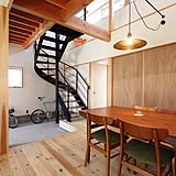 振り返ればJapanese houseの写真