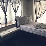 寝室カーテンの写真
