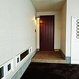 廊下、玄関の写真
