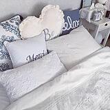 ミッドナイドブルー ベッドの写真