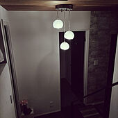 玄関/入り口/わが家の明かり/階段室/珪藻土の壁/吊り下げ照明...などのインテリア実例 - 2022-11-28 08:41:07