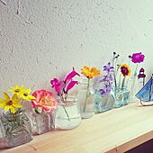 フラワーベース♪ 生花を身近で楽しむ花器使いのアイデア
