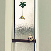「FIX窓をサラッと飾る、アレンジつっぱり棒のアイデア」 by windbellさん
