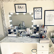 Chanel シャネル クロス柄のまとめページ Roomclip ルームクリップ Chanel シャネル クロス柄のまとめページ Roomclip ルームクリップ
