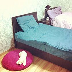 ベッド周り/愛犬/ベッドサイドテーブル/ベッドのインテリア実例 - 2013-10-01 10:09:08