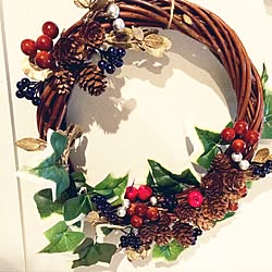 クリスマスリース/100均/ハンドメイド/ダイソー/フェイクグリーン...などのインテリア実例 - 2016-12-07 10:58:07