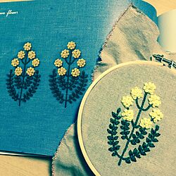 机/樋口愉美子さん/刺繍本/刺繍はじめました/ハンドメイド...などのインテリア実例 - 2016-04-17 21:32:09