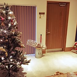 玄関/入り口/玄関ディスプレイ/コンクリート/コンクリートの床/クリスマスツリー 180cm...などのインテリア実例 - 2017-01-24 16:50:26