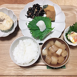 お麩のお味噌汁/かぼちゃの煮物/ひじき煮/アボカドのチーズ焼き/半熟煮玉子...などのインテリア実例 - 2021-11-24 17:55:13