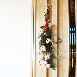 玄関/入り口/クリスマス/木の家/スワッグＤＩＹ/スワッグ作り...などのインテリア実例 - 2020-12-31 08:03:41