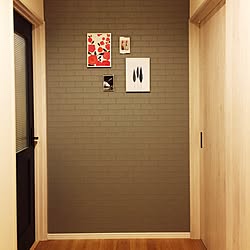 玄関/入り口/IKEA/もうちょっとどうにかしたい。/グレーの壁紙/シューズインクローク...などのインテリア実例 - 2017-07-09 21:27:23