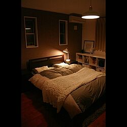 寝室の照明/IKEA/ベッド周り/寝室の本棚/夜はこんな感じ...などのインテリア実例 - 2014-08-10 07:35:27