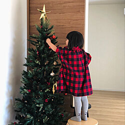 クリスマスツリー180cm/クリスマス/シンプルが好き/シンプルに暮らしたい/こどもと暮らす...などのインテリア実例 - 2019-11-23 12:30:37