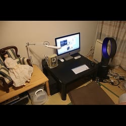 パソコンデスクまわり/iMac/ダイソン扇風機/こたつの主/机のインテリア実例 - 2015-04-10 01:21:55