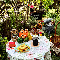 テーブルコーディネート/花瓶♡/かぼちゃの鉢カバー/噴水の音が心地いい♡/ガーデン雑貨...などのインテリア実例 - 2021-09-08 07:27:21