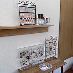 寝室の壁/手作りピアス/安いのばかりだけど/DIY机/無印良品 壁に付けられる家具...などのインテリア実例 - 2020-06-26 12:46:12