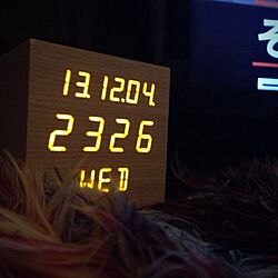 ベッド周り/LED/時計のインテリア実例 - 2013-12-04 23:32:45