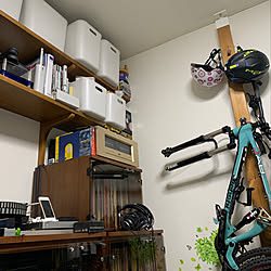 夫の部屋/Bianchi マウンテンバイク/無印やわらかポリエチレンケース/ラブリコで自転車収納/ラブリコ...などのインテリア実例 - 2021-09-26 10:01:51