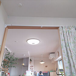 壁/天井/突っ張り棒にカーテン/寝室のインテリア実例 - 2022-04-22 09:19:22