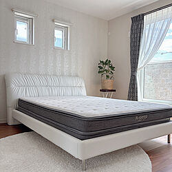 ベッド周り/花台❀/観葉植物のある暮らし/シンプルな寝室/IKEA...などのインテリア実例 - 2024-04-17 11:57:39