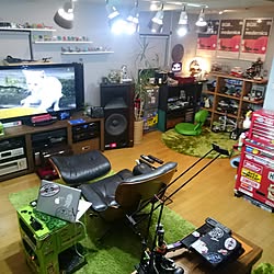 部屋全体/オーディオ/イームズラウンジチェア/JBL/ボビーワゴン...などのインテリア実例 - 2016-05-24 22:56:37