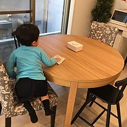 机/キッズチェア/IKEAのダイニングテーブル/ダイニングテーブル/子供と暮らす。...などのインテリア実例 - 2017-04-16 23:25:50