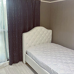 寝室/ホワイトベッド/フロアマット/フロアシート/新しいベッド...などのインテリア実例 - 2022-06-28 16:59:02