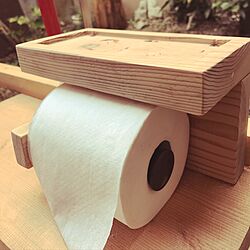 バス/トイレ/トイレットペーパーホルダー DIY/廃材で/端材 DIY/たなDIY...などのインテリア実例 - 2017-07-06 16:17:07