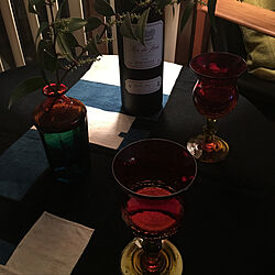 藍染のテーブルクロス/赤ワイン/赤色の花瓶『益子で購入したもの』/赤いグラス/琉球ガラス...などのインテリア実例 - 2020-06-02 22:07:44