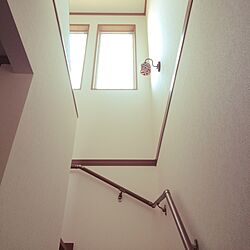 壁/天井/お気に入りのライト/格子窓/階段の窓/階段...などのインテリア実例 - 2016-05-27 16:11:22