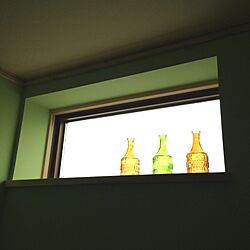 キッチン/色付きガラス瓶/ガラス瓶/びん/色壁のインテリア実例 - 2013-02-24 11:36:36