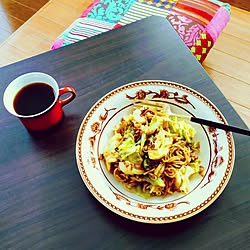 机/とある日のお昼ごはん/焼きそばです笑/ちょっと古い日本の食器/食器大好き...などのインテリア実例 - 2023-12-14 13:37:40