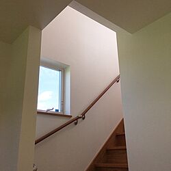 壁/天井/階段/階段の窓のインテリア実例 - 2016-08-06 20:40:37