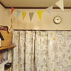 壁/天井/いいね&フォローありがとうございます☆/いいねと、フォローの押し逃げすみません！/IKEA 照明/セリアガーランド...などのインテリア実例 - 2016-09-18 22:08:08