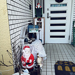 玄関/入り口/クリスマスディスプレイ/サンタさんのライト/スノーマンの雑貨❣️/クリスマスを楽しもうのインテリア実例 - 2020-11-27 09:30:45