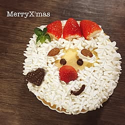 2016クリスマス/インテリアじゃなくてごめんなさい/サンタ/クリスマスケーキ/机のインテリア実例 - 2016-12-25 19:54:32