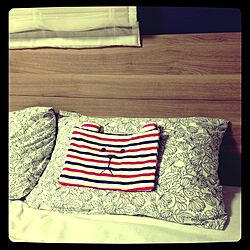 ベッド周り/まくら/IKEA/CRAFTHOLICのインテリア実例 - 2013-07-17 23:21:38