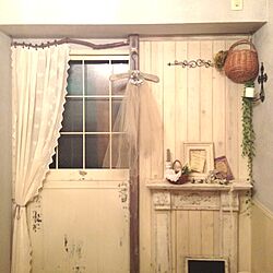 ベッド周り/DIY/最近ＤＩＹした寝室の窓際のインテリア実例 - 2014-03-01 19:28:39