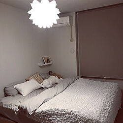 ベッド周り/ベッドルーム/IKEA/寝室/マンションライフ...などのインテリア実例 - 2018-05-25 18:25:00