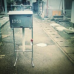 玄関/入り口/DIY/ポスト/男前/水道管DIYのインテリア実例 - 2015-12-04 13:53:14