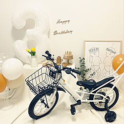 3歳の誕生日/風船/木のおもちゃ/自転車/FIAT500...などのインテリア実例 - 2022-04-15 20:23:12