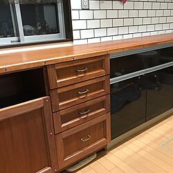 キッチン/カップボード/サブウェイタイル/DIY/ヴィンテージ風家具のインテリア実例 - 2017-05-05 21:00:24