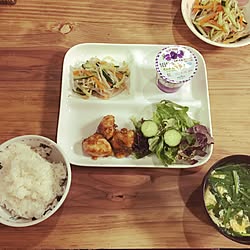 机/野菜を食べさせたい/夕食のインテリア実例 - 2017-04-11 19:01:00