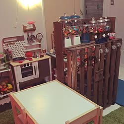 部屋全体/IKEAキッズテーブル/カメラマークを消したくて/フォロワーさんに感謝♥/押し逃げばかりでごめんなさい...などのインテリア実例 - 2017-06-03 15:39:50