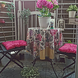 壁/天井/ニトリ/ガーデンテーブル＆チェア/紫陽花 急いで購入/ベランダを可愛くしたい。のインテリア実例 - 2018-05-04 16:00:50