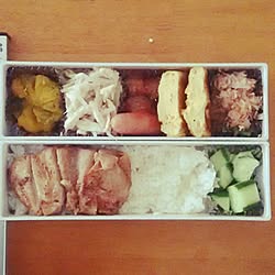 机/お弁当/のんびりまったり♪/インテリアじゃなくてごめんなさい/RCの皆さまに感謝♡...などのインテリア実例 - 2015-05-18 07:42:20