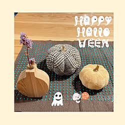 お花屋さんで見つけたカボチャ/葉山家具で見つけた雑貨/ハロウィン/いいね&フォローありがとうございます☆/机のインテリア実例 - 2021-10-03 22:55:24